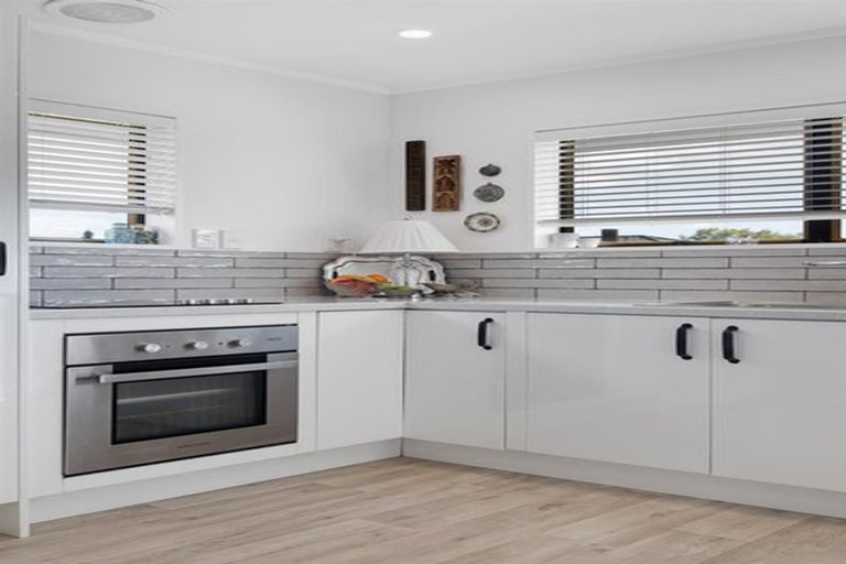 Photo of property in 12/3 Stewart Street, Te Puke, 3119