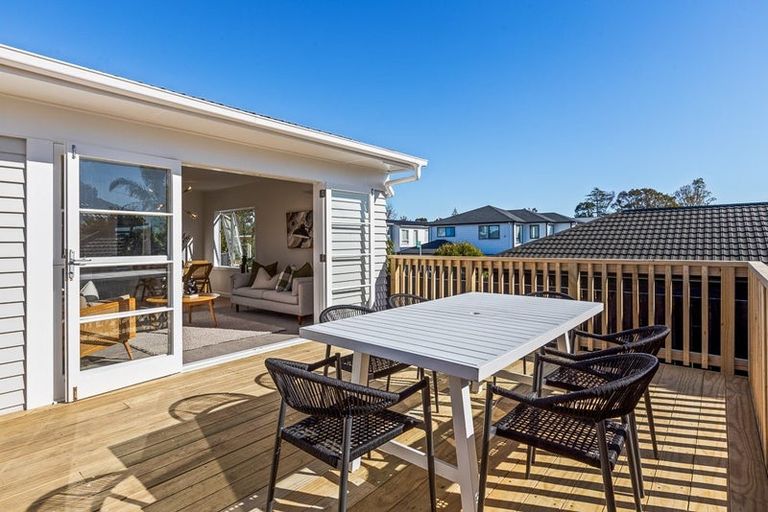 Photo of property in 17b Hamurana Place, Te Atatu Peninsula, Auckland, 0610