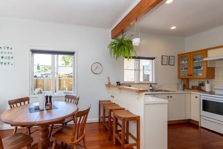 Photo of property in 4 Galloway Street, Hamilton East, Hamilton, 3216