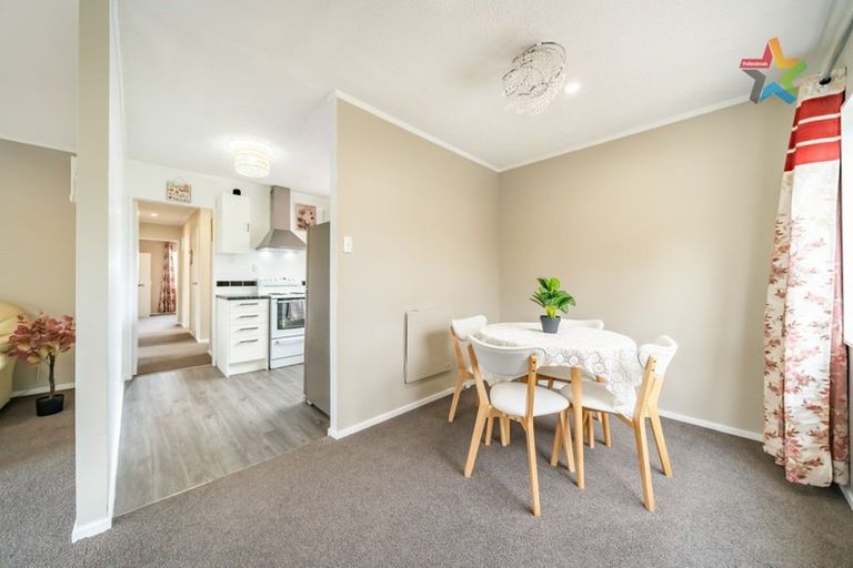 Photo of property in 1/25a Ward Street, Trentham, Upper Hutt, 5018