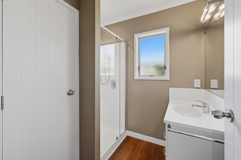 Photo of property in 47 Taihiki Road, Clarks Beach, 2122