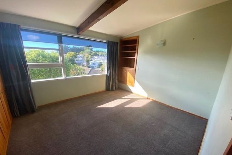 Photo of property in 8 Arapiko Street, Johnsonville, Wellington, 6037