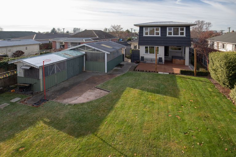Photo of property in 9 Mottram Street, Redwood, Christchurch, 8051