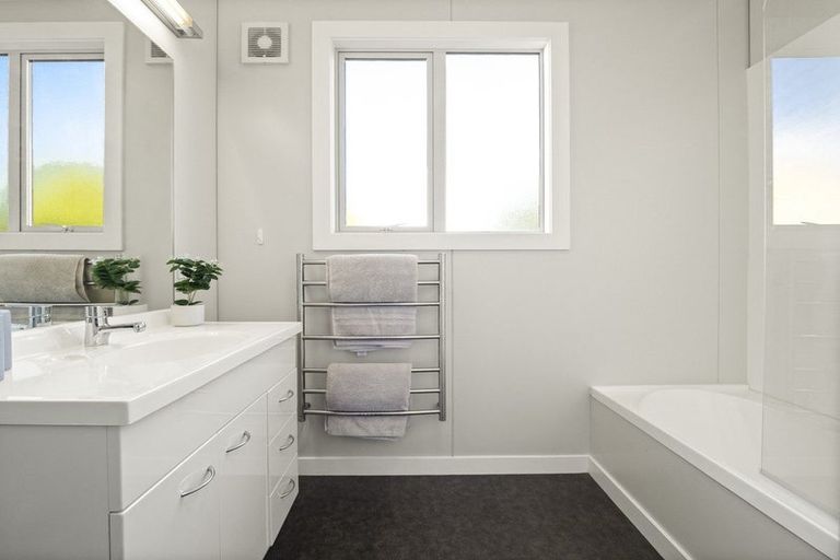 Photo of property in 64 Mckerrow Street, Shiel Hill, Dunedin, 9013
