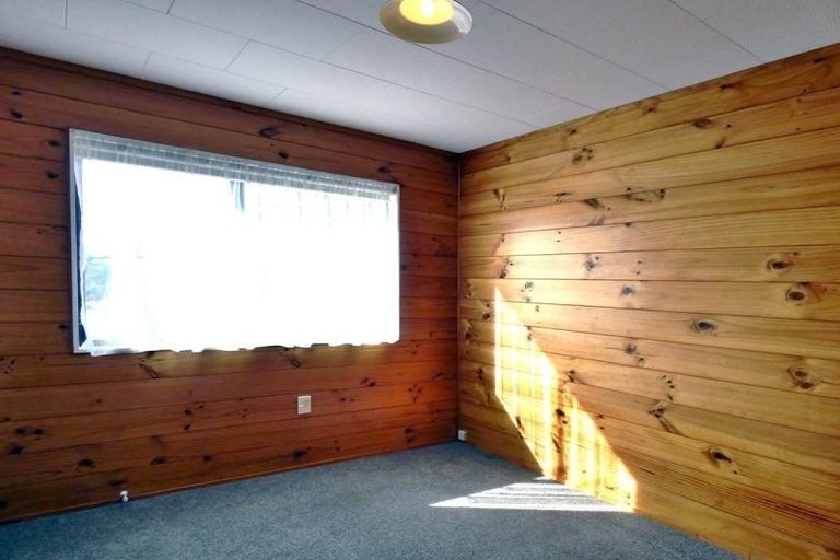 Photo of property in 57 Cliff View Drive, Green Bay, Auckland, 0604