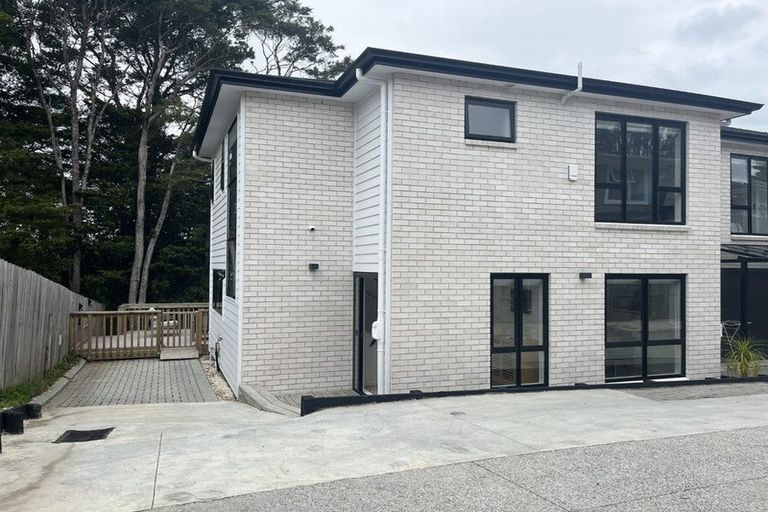 Photo of property in 60a Fitzwater Place, Henderson, Auckland, 0612