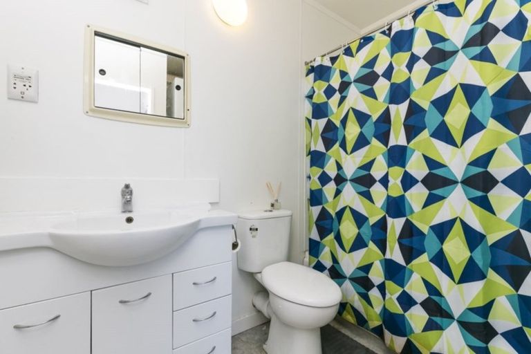 Photo of property in Hobson Court Flats, 84/70u Hobson Street, Thorndon, Wellington, 6011