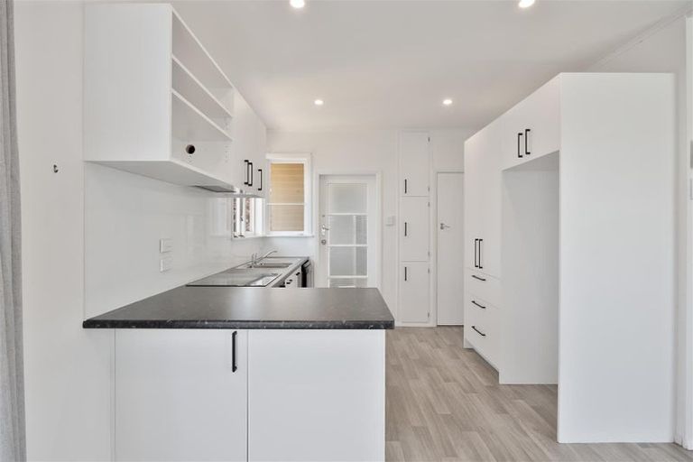 Photo of property in 16 Nixon Street, Hamilton East, Hamilton, 3216