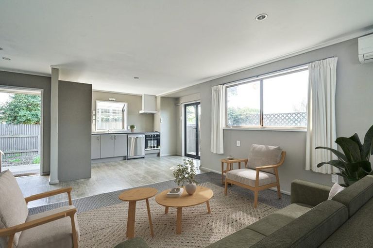 Photo of property in 805a Hastings Street North, Hastings, 4122