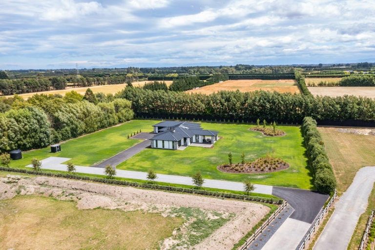 Photo of property in 21 Classiebawn Lane, Prebbleton, 7676