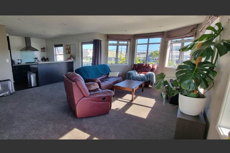 Photo of property in 5a Adelaide Street, Petone, Lower Hutt, 5012