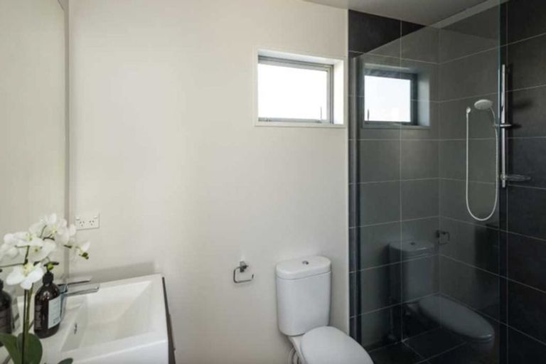 Photo of property in 200a Edgeware Road, Edgeware, Christchurch, 8013