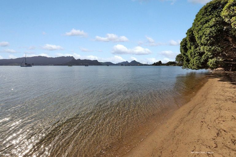 Photo of property in 152d One Tree Point Road, One Tree Point, 0118