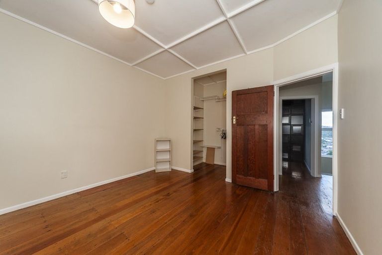 Photo of property in 196 Townsend Road, Miramar, Wellington, 6022