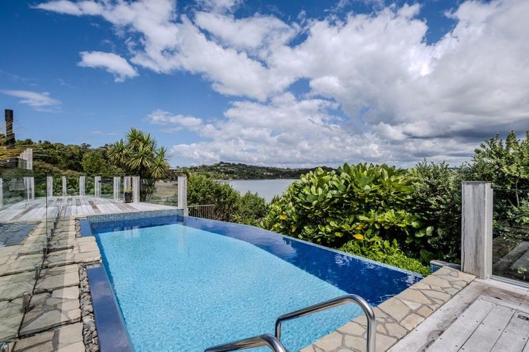 Photo of property in 16 Grant Street, Mahurangi East, Warkworth, 0982