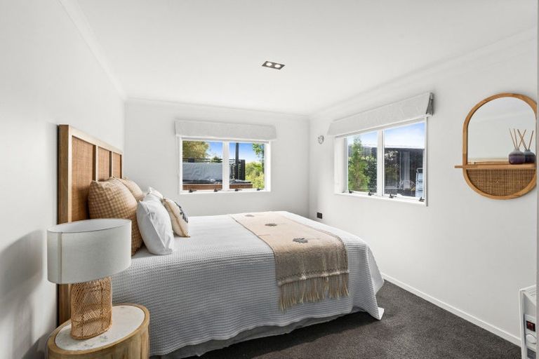 Photo of property in 55 Breadalbane Avenue, Havelock North, 4130