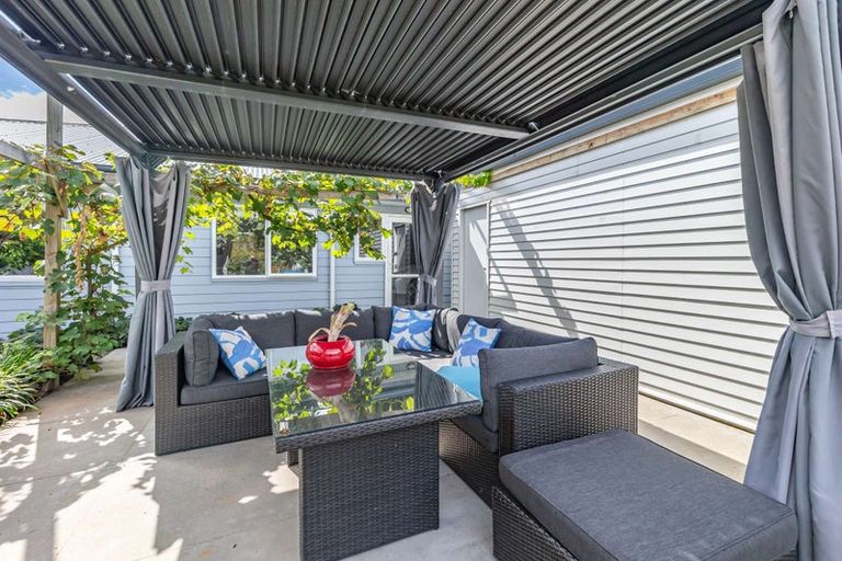 Photo of property in 1098 Queen Street East, Levin, 5571