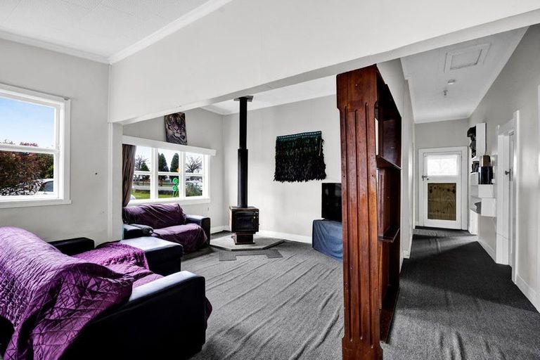Photo of property in 407a Waihi Road, Normanby, Hawera, 4614