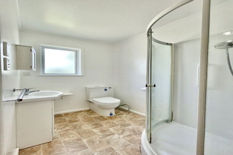 Photo of property in 5 Ingram Street, Naenae, Lower Hutt, 5011