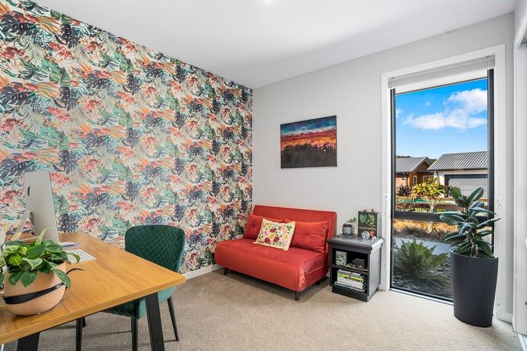 Photo of property in 89 Infinity Drive, Wanaka, 9305