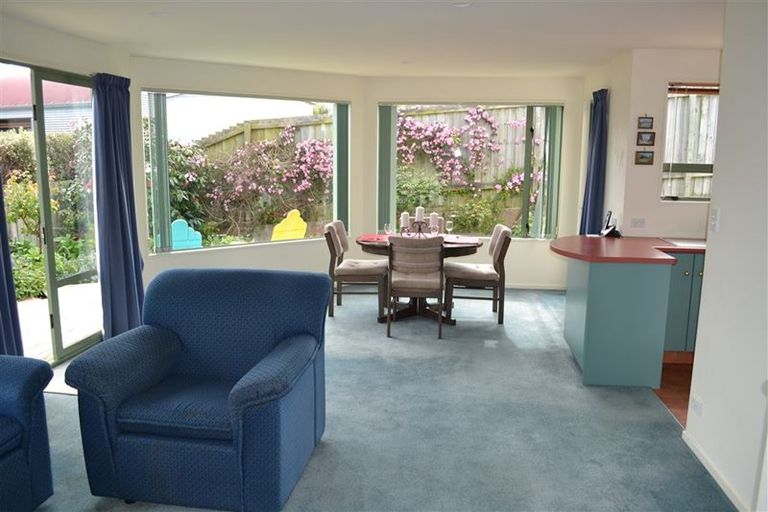 Photo of property in 2/2 Temple Crescent, Gleniti, Timaru, 7910