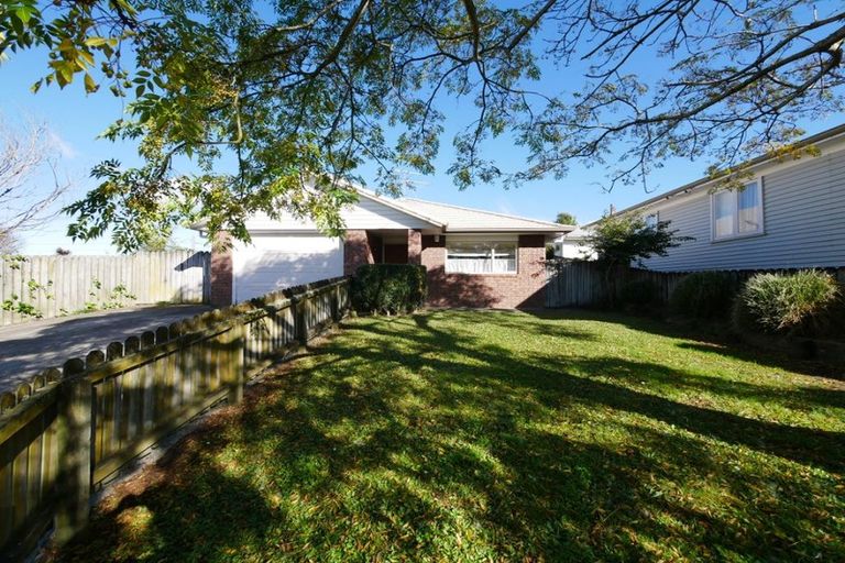 Photo of property in 239 Great South Road, Manurewa, Auckland, 2102