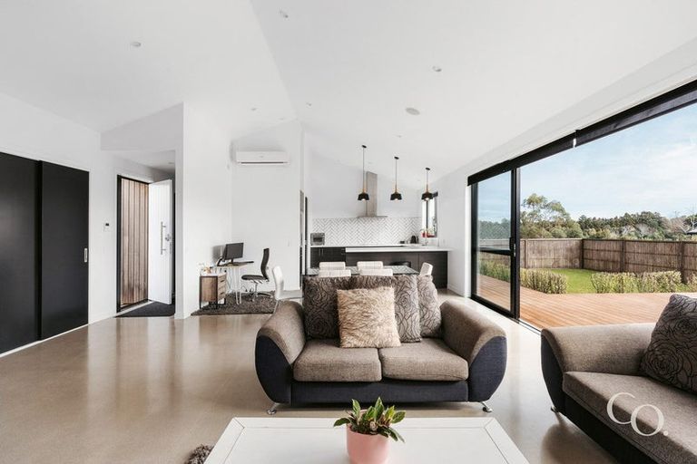 Photo of property in 310r Waitaha Road South, Welcome Bay, Tauranga, 3175
