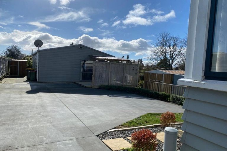 Photo of property in 28 Warwick Road, Stratford, 4332