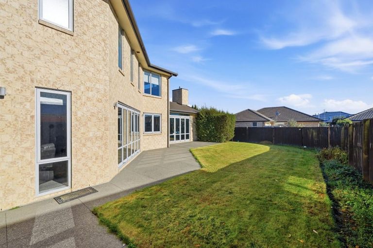 Photo of property in 6 Burbank Drive, Aidanfield, Christchurch, 8025