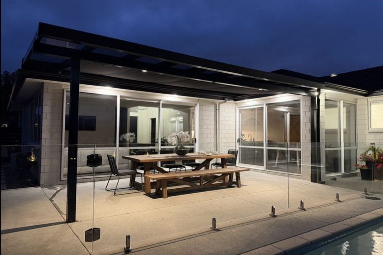 Photo of property in 15 Top Road, Pukekohe, 2120
