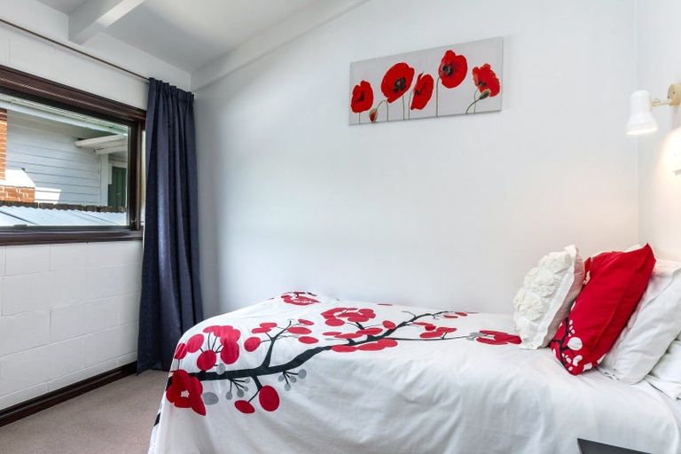 Photo of property in 12 Howick Road, Blenheim, 7201