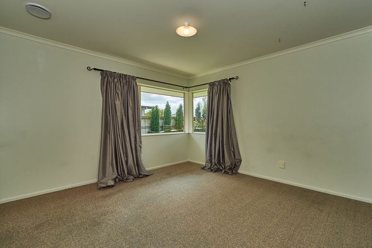 Photo of property in 48 Parnell Heights Drive, Kelvin Grove, Palmerston North, 4414