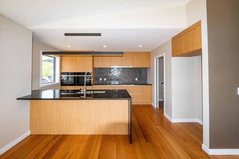 Photo of property in 165 Amesbury Drive, Churton Park, Wellington, 6037