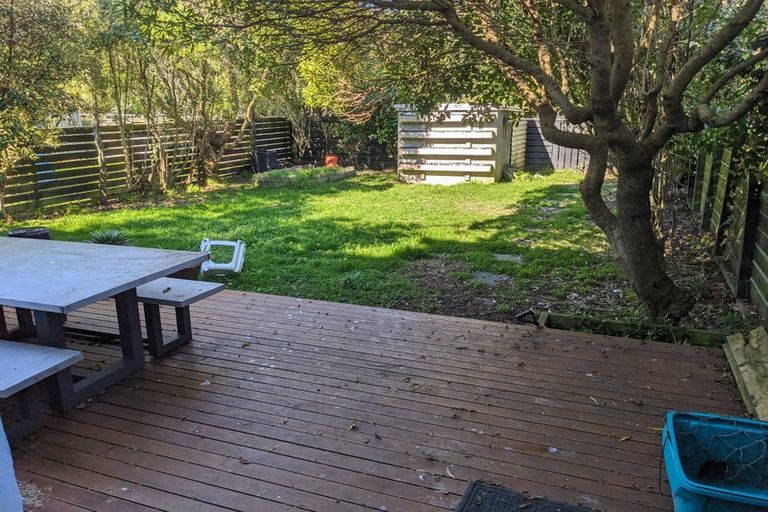 Photo of property in 30 Durham Crescent, Fairfield, Lower Hutt, 5011