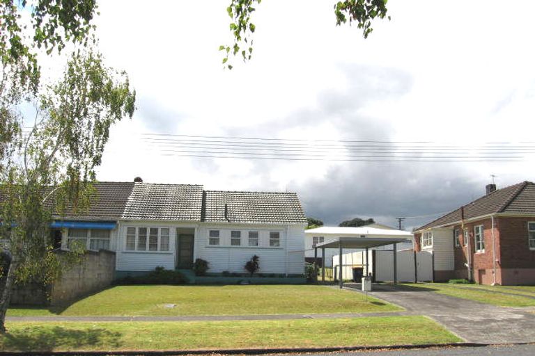 Photo of property in 1 Mayville Avenue, New Lynn, Auckland, 0600