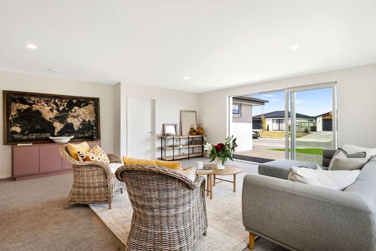 Photo of property in 10 Waituna Street, Pegasus, 7612