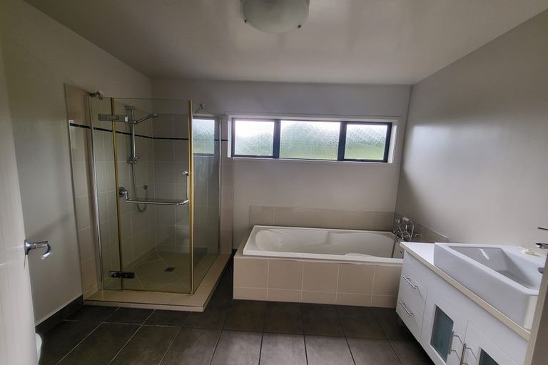 Photo of property in 165 Settlement Road, Papakura, 2110