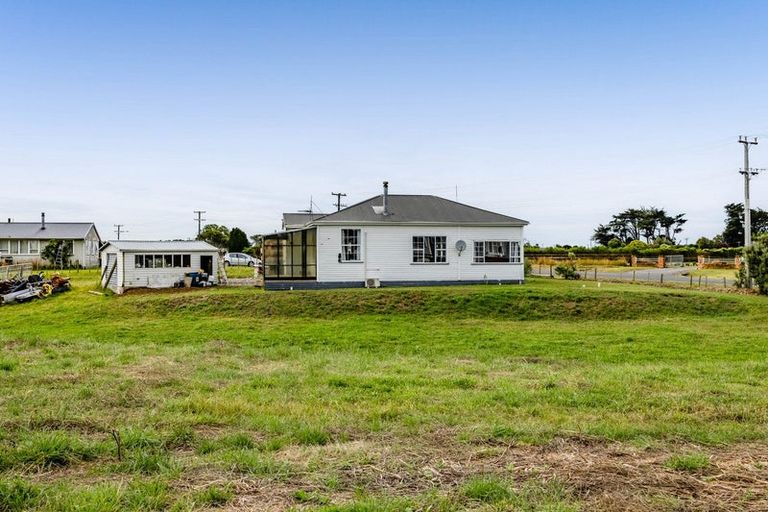 Photo of property in 8-10 Egmont Street, Normanby, Hawera, 4614