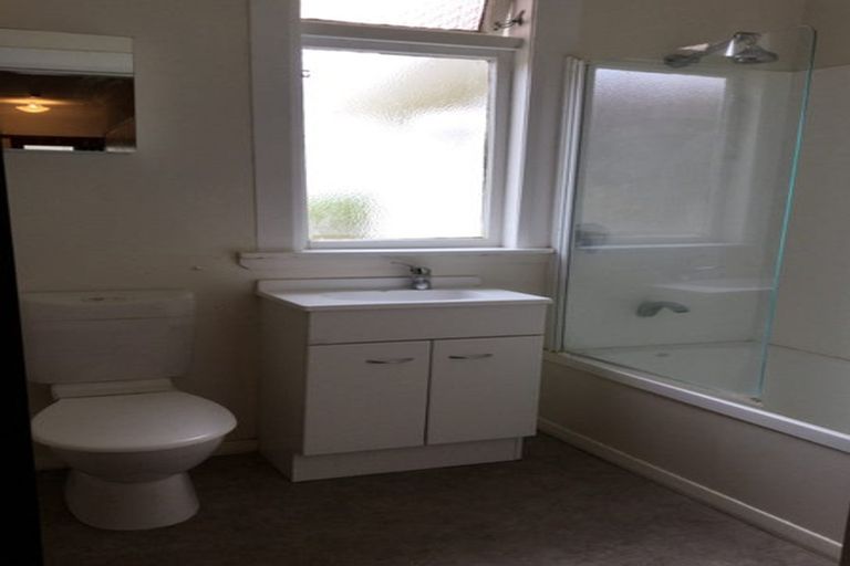 Photo of property in 34 Esther Street, Martinborough, 5711