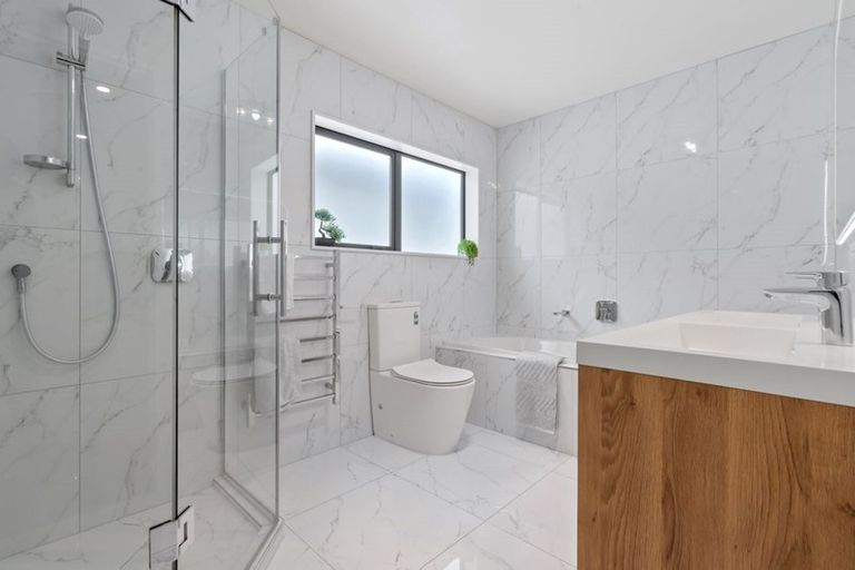 Photo of property in 13 Lisnoble Road, Flat Bush, Auckland, 2019