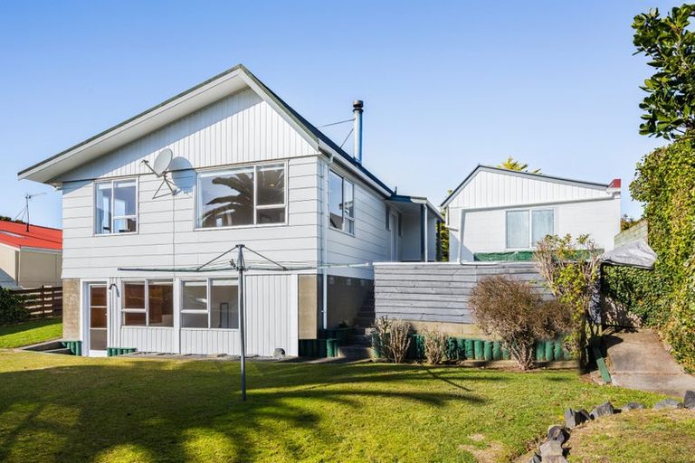 Photo of property in 50 Hicks Close, Whitby, Porirua, 5024