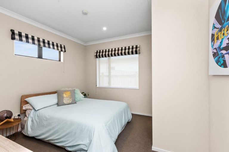 Photo of property in 15a Moeller Street, Taradale, Napier, 4112