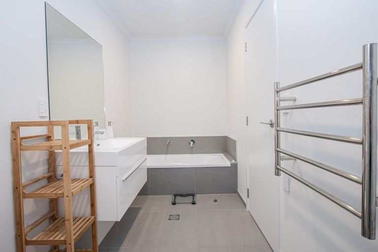 Photo of property in 1u2 Hibiscus Avenue, Hamilton Lake, Hamilton, 3204