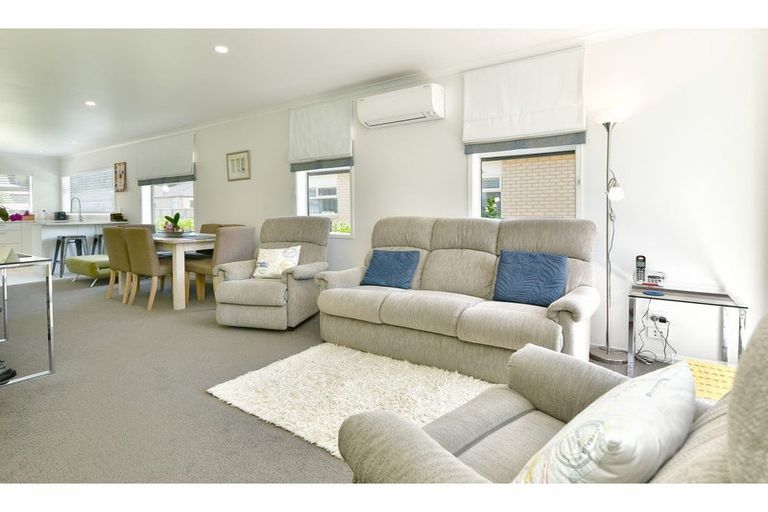 Photo of property in 19a Forest Glen, Orewa, 0931