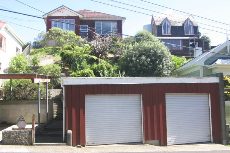 Photo of property in 7 Randwick Road, Northland, Wellington, 6012