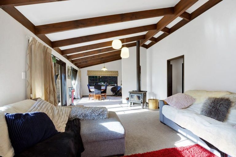 Photo of property in 8 Muggeridge Road, Manutahi, Patea, 4598