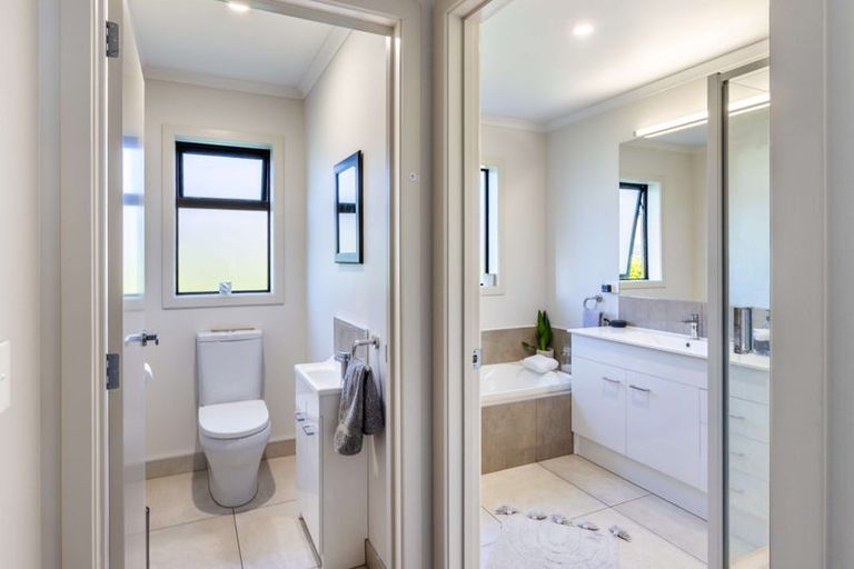 Photo of property in 35 Noumea Drive, Rangatira Park, Taupo, 3330