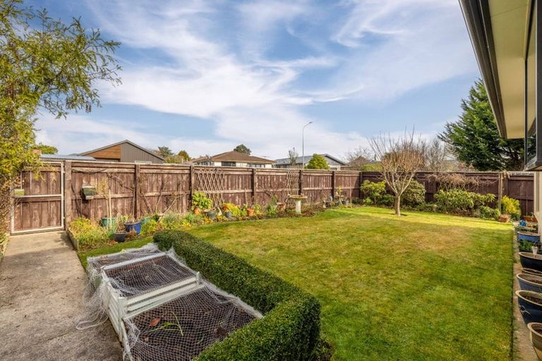 Photo of property in 22 Ingrid Street, Parklands, Christchurch, 8083