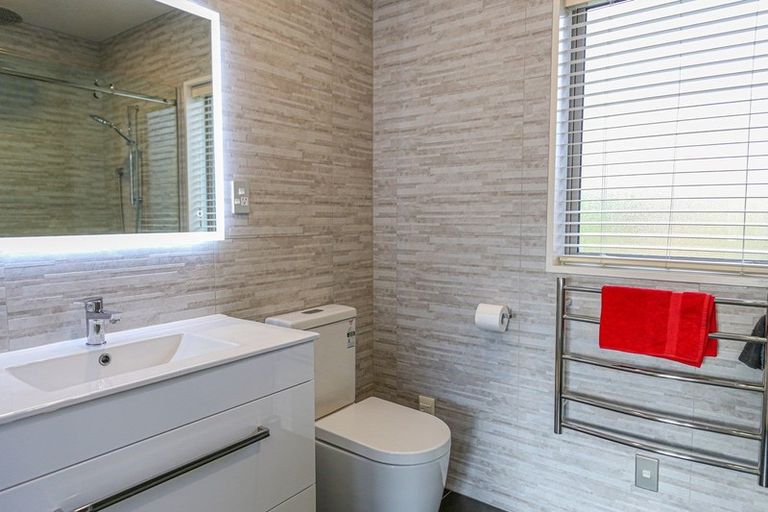 Photo of property in 23 Cathcart Crescent, Prebbleton, 7604