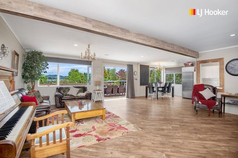 Photo of property in 1 Gladstone Road North, Mosgiel, 9024